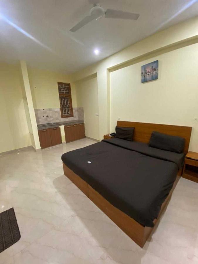Hotel O Devansh Inn Új-Delhi Kültér fotó
