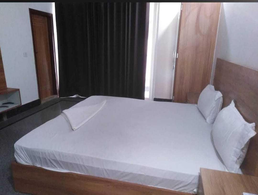 Hotel O Devansh Inn Új-Delhi Kültér fotó