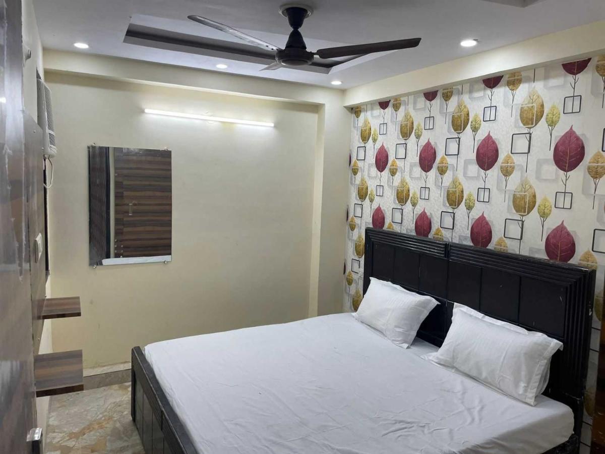 Hotel O Devansh Inn Új-Delhi Kültér fotó